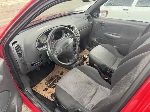 Sahibinden Ford Fiesta 1.4 Fun 2000 Model Çorum