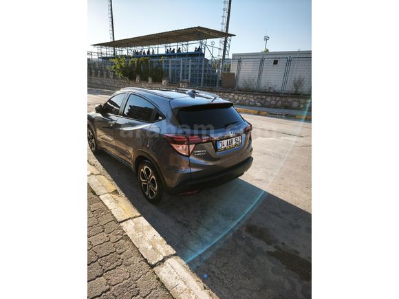 Sahibinden Honda HR-V 1.5 i-VTEC Executive 2017 Model