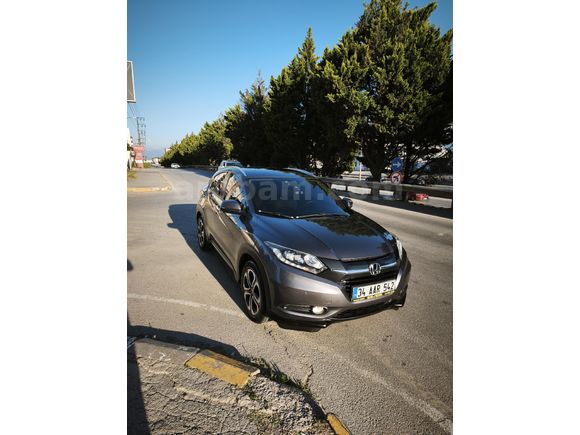 Sahibinden Honda HR-V 1.5 i-VTEC Executive 2017 Model