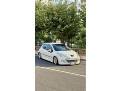 Sahibinden Peugeot 207 1.4 HDi Trendy 2008 Model  250.000 km Beyaz