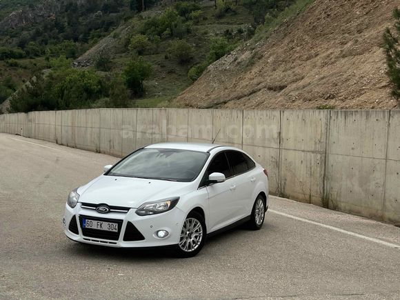 Sahibinden Ford Focus 1.6 Ti-VCT Titanium 2012 Model 