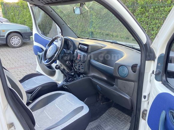 BEŞLER AUTO DAN 2004 MODEL  HATASIZ 1.9  JTD  KLIMALI