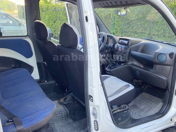 BEŞLER AUTO DAN 2004 MODEL  HATASIZ 1.9  JTD  KLIMALI