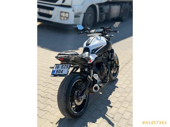 2017 YAMAHA MT-07 ABS