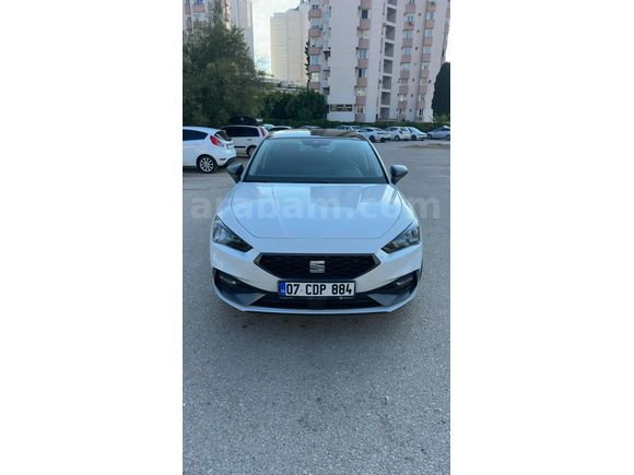 Sahibinden Seat Leon 1.5 eHybrid FR 2025 Model 