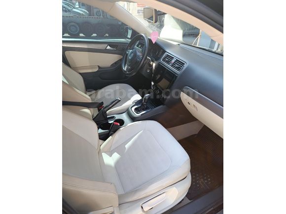 Sahibinden Volkswagen Jetta 1.6 TDi Comfortline 2012 Model  246000 km Siyah