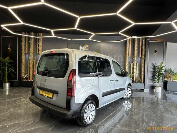 MC AUTO BANKIR DAN 2 Cİ SAHİBİNDEN ÇOK TEMİZ BERLİNGO