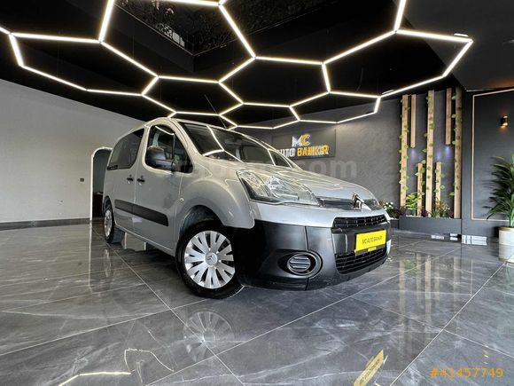 MC AUTO BANKIR DAN 2 Cİ SAHİBİNDEN ÇOK TEMİZ BERLİNGO