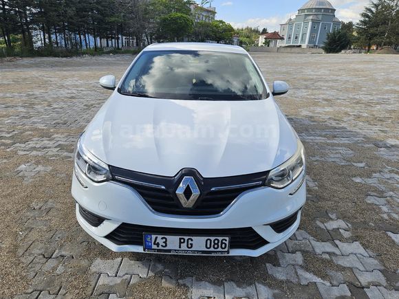 Sahibinden Renault Megane 1.6 Joy 2017 Model