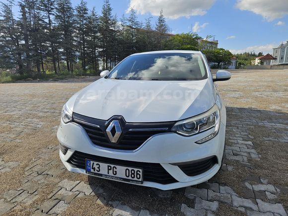 Sahibinden Renault Megane 1.6 Joy 2017 Model