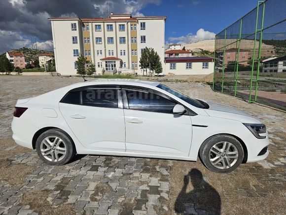Sahibinden Renault Megane 1.6 Joy 2017 Model