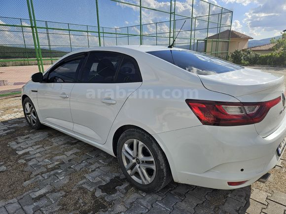 Sahibinden Renault Megane 1.6 Joy 2017 Model
