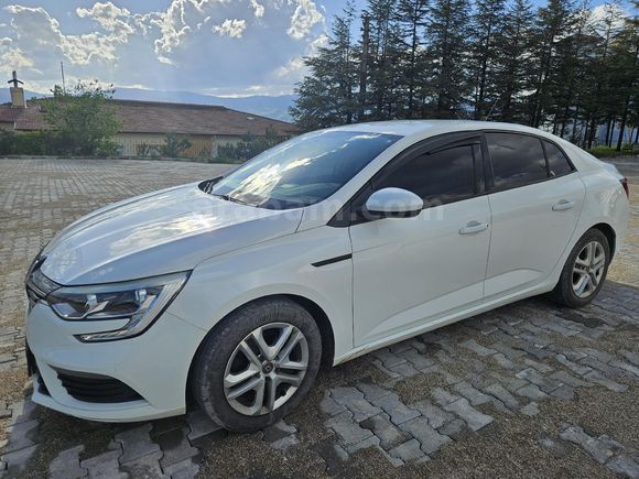 Sahibinden Renault Megane 1.6 Joy 2017 Model