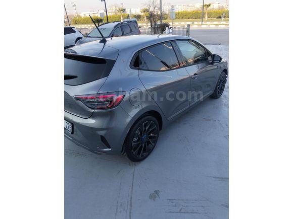 Sahibinden Renault Clio 1.0 TCe Techno Esprit Alpine 2025 Model İstanbul