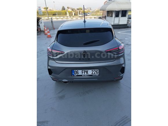 Sahibinden Renault Clio 1.0 TCe Techno Esprit Alpine 2025 Model İstanbul