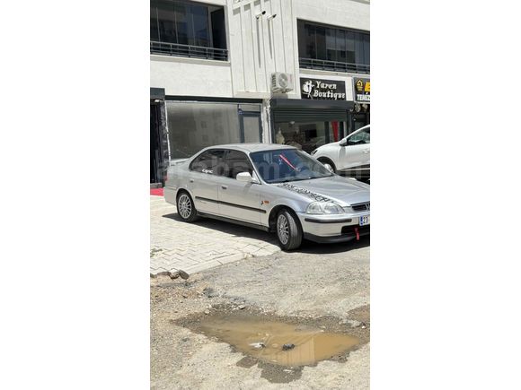 Sahibinden Honda Civic 1.4 i S 1999 Model 