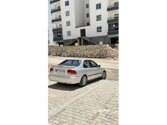 Sahibinden Honda Civic 1.4 i S 1999 Model 