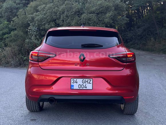 Alev Kırmızı Renault Clio 1.0 SCe Joy 2023 Model 