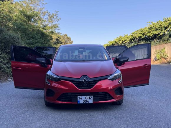 Alev Kırmızı Renault Clio 1.0 SCe Joy 2023 Model 
