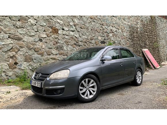 SAHİBİNDEN VOLKSWAGEN JETTA 1.6 TDİ COMFORTLİNE OTOMATİK 2010
