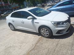 Sahibinden Renault Megane 1.3 TCe Joy Comfort 2022 Model  108.000 km Beyaz