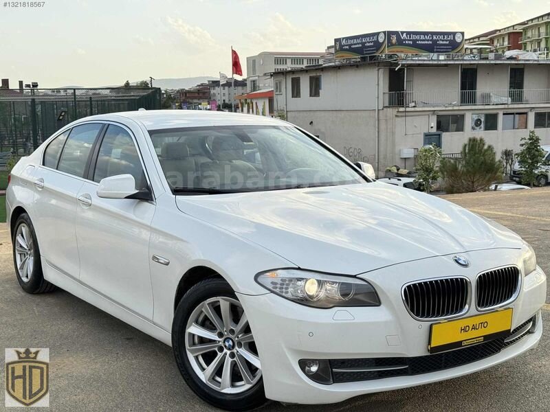 Galeriden BMW 5 Serisi 520d Comfort 2012 Model İstanbul 239.900 km Beyaz