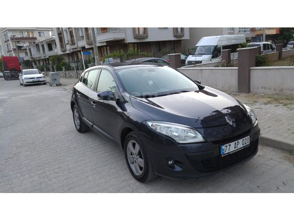Yakıt Cimrisi 110 luk 6 ileri Aile Aracı Sahibinden Renault Megane 1.5 dCi Expression 2012 Model