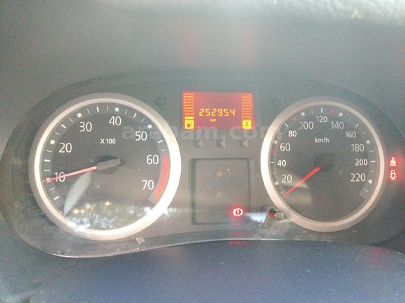 Sahibinden Renault Clio 1.4 2004 Model
