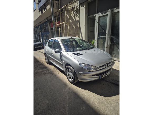 Sahibinden Peugeot 206 1.4 HDi  2004 Model xmax  forza takas olabilir..