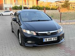 Galeriden Honda Civic 1.6i VTEC Eco Elegance 2012 Model İzmir