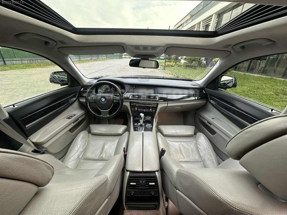 KIZILKAYA AUTO // BMW 730D