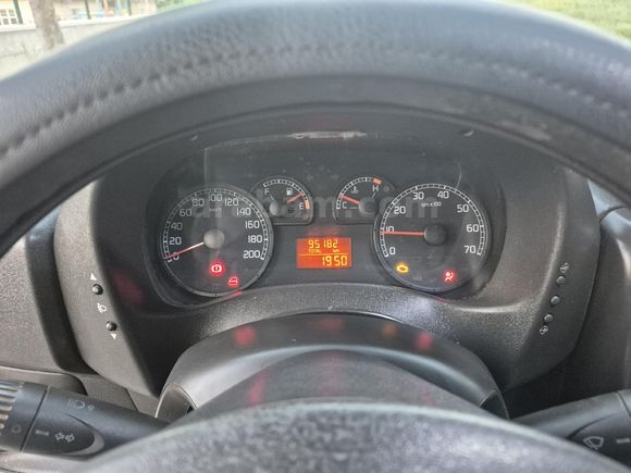 Sahibinden Fiat Doblo Combi 1.4 Active 2006 Model