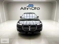 2023 BMW 740D XDRİVE+AKS+AİR+THEATRE+HATASIZ+BAYİ