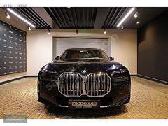 NİĞDELİLER 2022 BMW 740d xDrive M Excellence /Bayi /7848