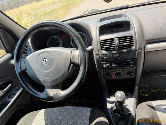 SNF MOTORS'DAN Clio 1.5 DCI Dynamique 2005