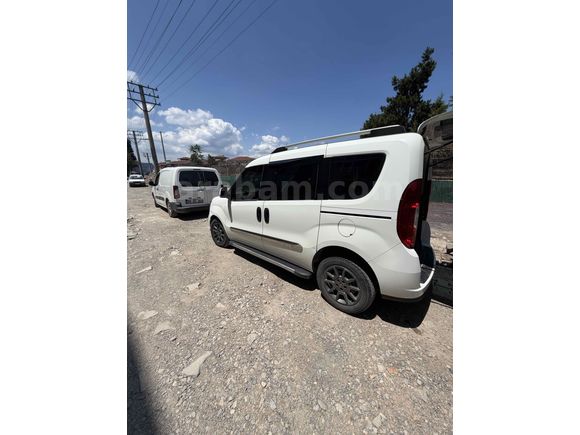 Sahibinden Fiat Doblo Combi 1.6 Multijet Safeline 2021 Model 