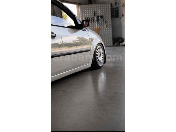 Sahibinden Ford Fiesta 1.4 TDCi Comfort 2005 Model 