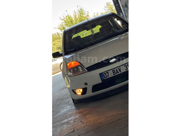 Sahibinden Ford Fiesta 1.4 TDCi Comfort 2005 Model 