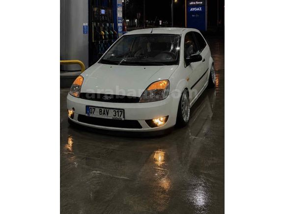 Sahibinden Ford Fiesta 1.4 TDCi Comfort 2005 Model 