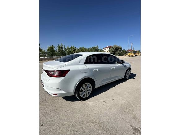 SAHİBİNDEN 52000 KM HATASIZ BOYASIZ