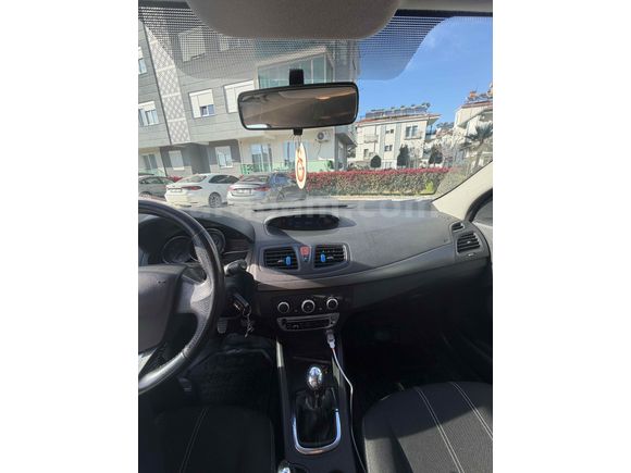 Sahibinden Renault Fluence 1.5 dCi Touch 2015 Model 