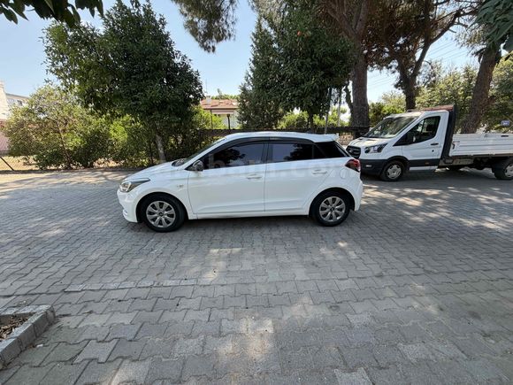 Sahibinden Hyundai i20 1.4 CRDi Jump 2015 Model 