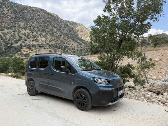 HATASIZ  Fiat Doblo Combi 1.5 BlueHDi Premio 2025 Model 