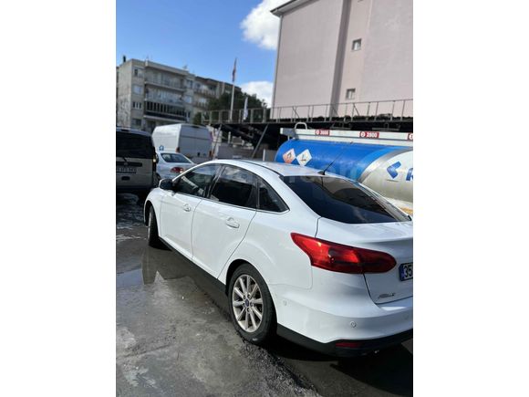 Sahibinden Ford Focus 1.6 TDCi Titanium 2015 Model 