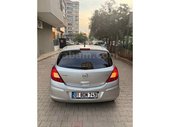 Sahibinden Opel Corsa  hatasız boyasız 