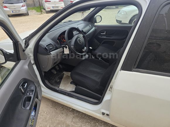 Sahibinden Renault Symbol 1.5 dCi Expression 2012 Model  302.000 km Beyaz