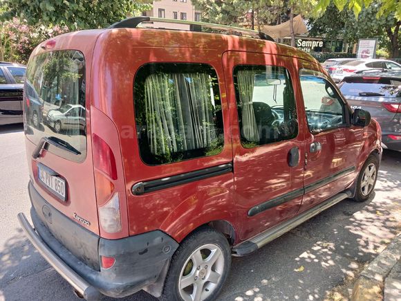 Sahibinden Renault Kangoo 1.4 RNA 2000 Model