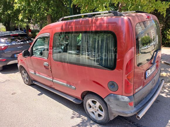 Sahibinden Renault Kangoo 1.4 RNA 2000 Model