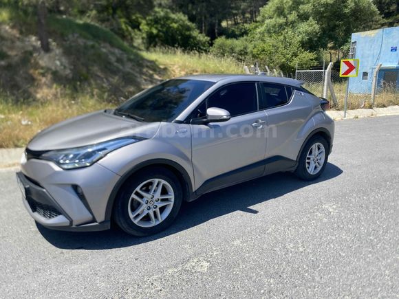 Sahibinden Toyota C-HR 1.8 Hybrid Flame 2021 Model 