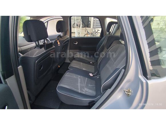 Sahibinden Renault Scenic 1.6 Dynamique 2004 Model